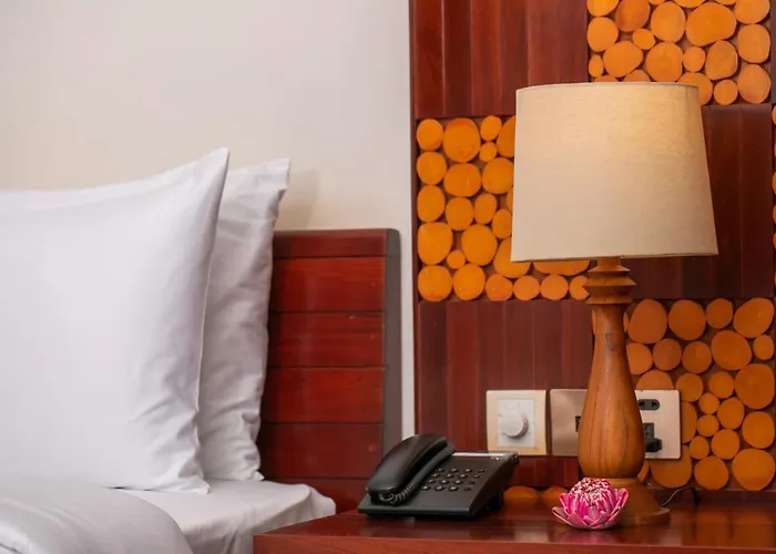 Mera Hotel
