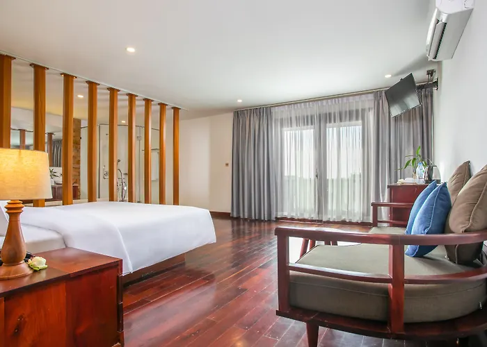 Hotel Mera 4*