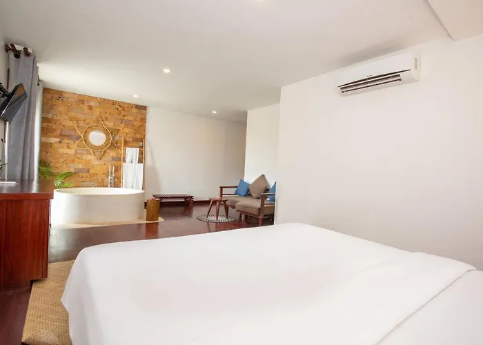 Mera Hotel 4*